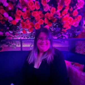 Meet your Posher, Mika